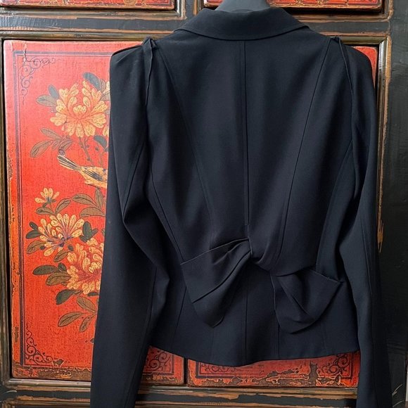 Elie Tahari Black Blazer,  size 4 - Picture 2 of 9